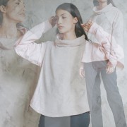 BASICS SWEATER