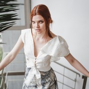Natalia Londoño Vestuario - Fotografía de moda de alta costura en Medellín - Ana María Rincón, fotógrafa en Más que 1000 Palabras